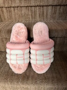 UGG platform Pink Plush Quilted Slide Sandals women’s 9